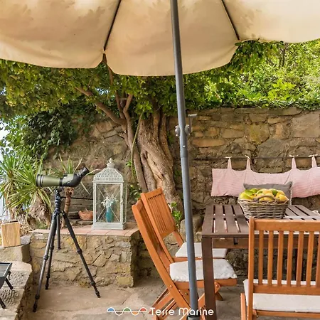 Il Mare Sospeso, Terremarine Holiday home Campiglia (Liguria)