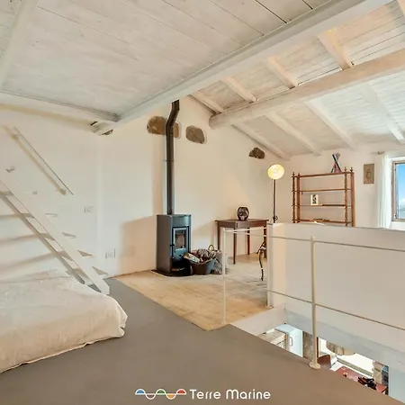 Holiday home Il Mare Sospeso, Terremarine Campiglia (Liguria)