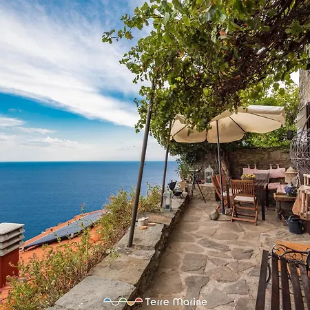 Holiday home Il Mare Sospeso, Terremarine Campiglia (Liguria)